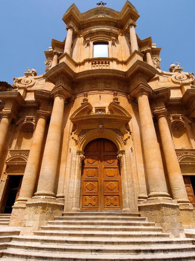 Bed and Breakfast A Casa Tua Affitti Brevi Noto Exteriér fotografie